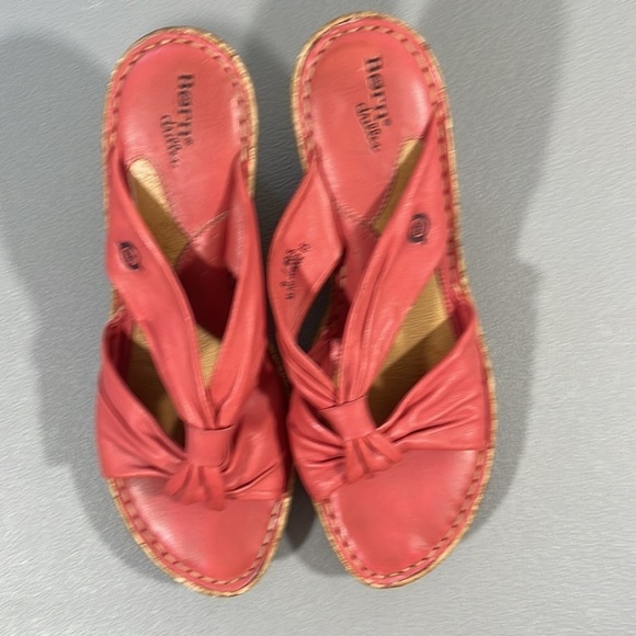 Born Platform Wedge Sandals. Size 9. - Picture 6 of 13